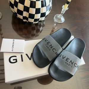 Givenchy Paris slides
